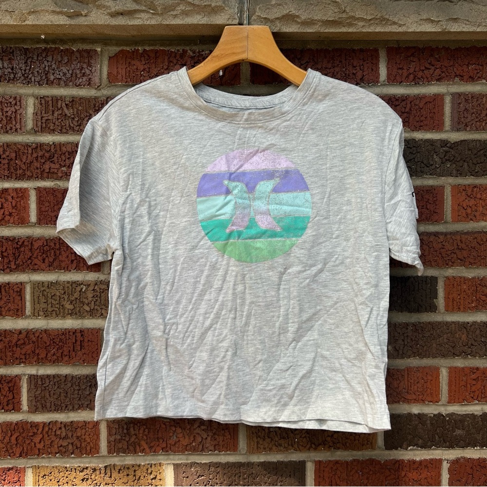 Hurley Gray Multicolored Graphic Short Sleeve Tee Shirt Top